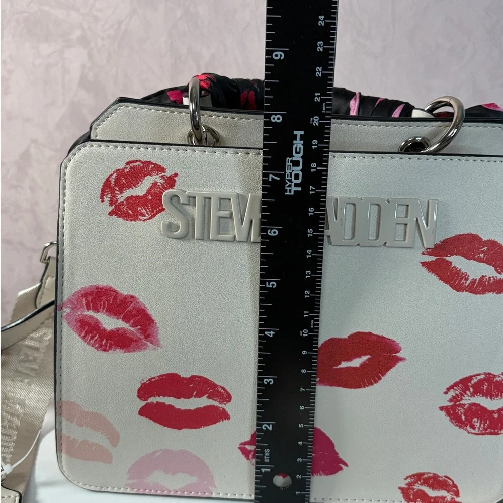 Steve Madden BEvelyn Kiss Print Women's Bag Chalk - Picture 5 of 16
